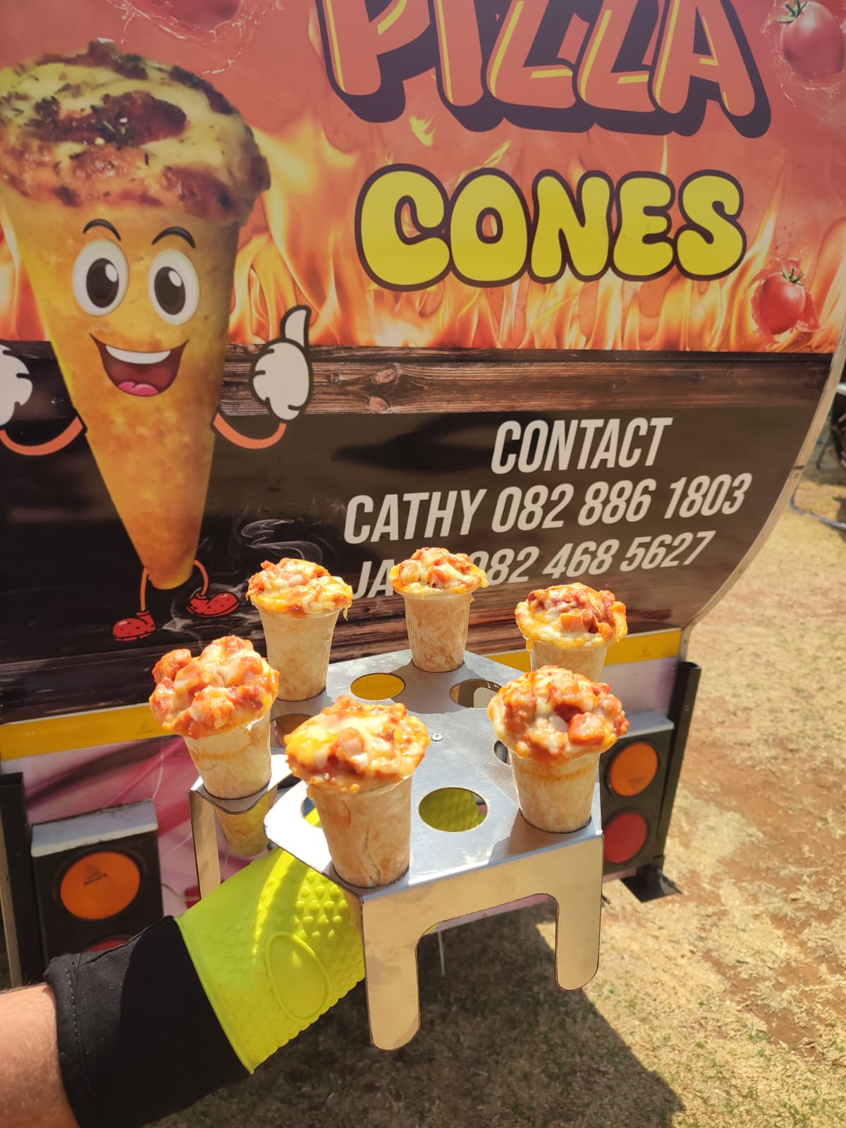 Pizza cone image 1